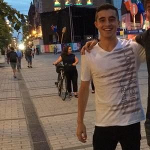 Meet your Posher, Matt